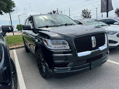 Used 2021 Lincoln Navigator Reserve AWD/4WD image 3