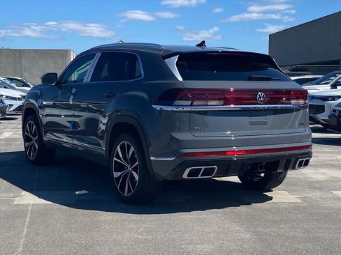 New 2026 Volkswagen Atlas Cross Sport SEL Premium R-Line AWD/4WD image 4