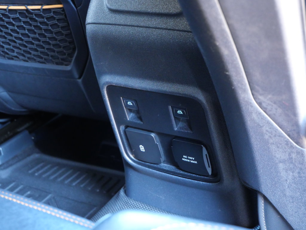 Used 2022 Ford Bronco Badlands AWD/4WD image 14