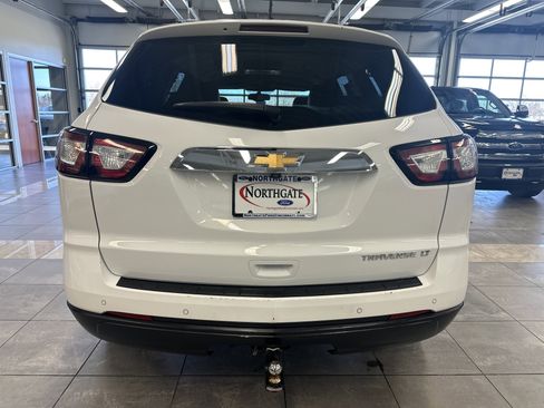 Used 2016 Chevrolet Traverse LT image 13