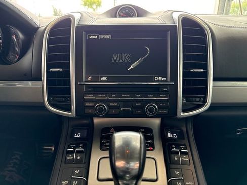 Used 2016 Porsche Cayenne GTS AWD/4WD image 21