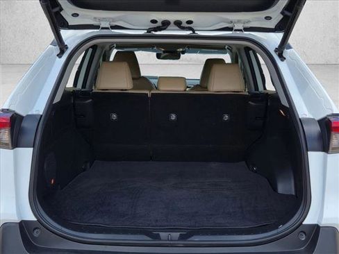 Used 2020 Toyota RAV4 XLE Premium FWD image 16