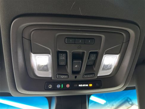 Used 2019 GMC Sierra 1500 SLT image 33