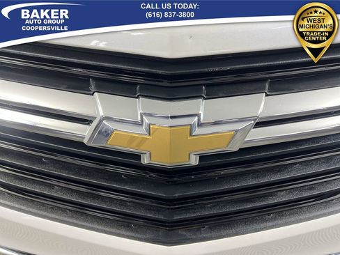 Used 2023 Chevrolet Equinox LT image 30