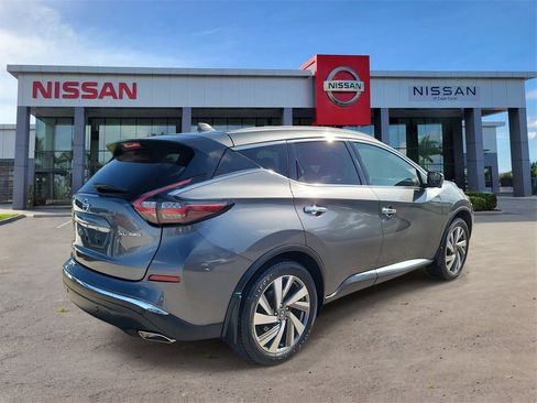Used 2019 Nissan Murano SL image 4