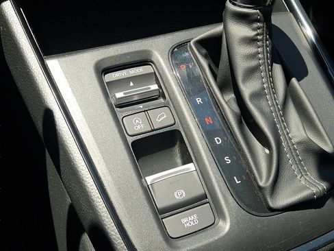 Used 2024 Honda CR-V EX image 10
