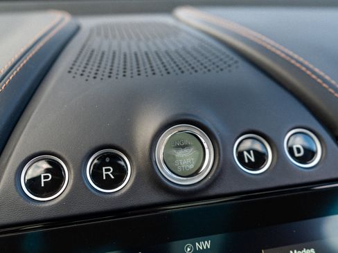 Used 2023 Aston Martin DBX 707 image 18