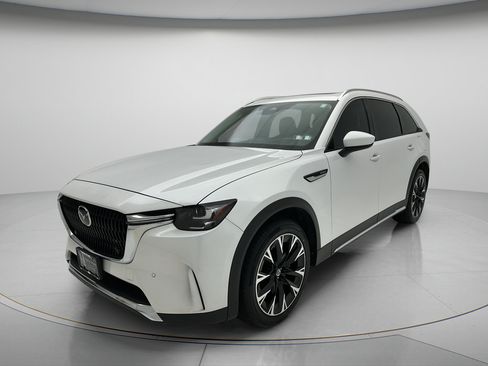 Used 2024 MAZDA CX-90 Plug-In Hybrid w/ Premium Pkg AWD/4WD image 3