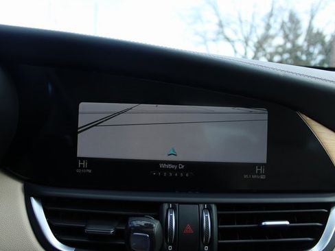 Used 2017 Alfa Romeo Giulia Ti w/ TI Lusso Light Wood Package image 21