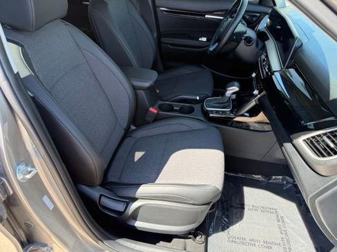 Used 2024 Kia Seltos X-Line AWD/4WD image 31