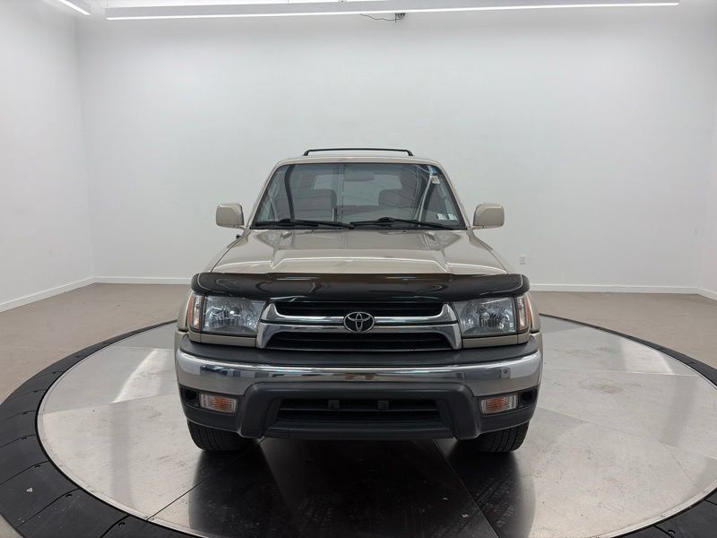 Used 2002 Toyota 4Runner SR5 w/ Leather Trim Pkg AWD/4WD image 6