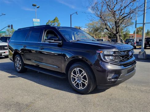 Used 2025 Ford Expedition Max Active image 9