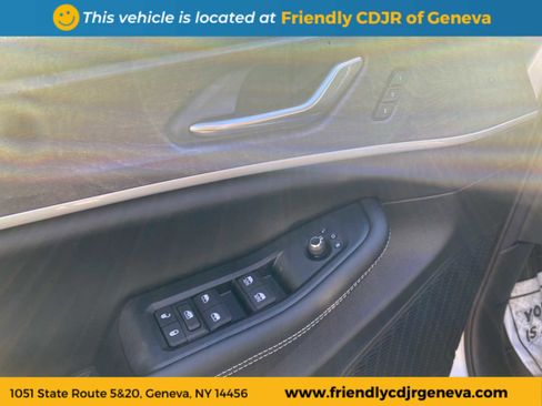 New 2025 Jeep Grand Cherokee Limited image 22