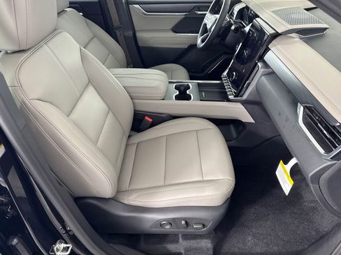 New 2026 GMC Acadia Elevation w/ Black Edition image 13