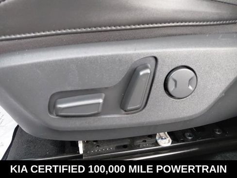 Certified 2025 Kia Niro EX Touring FWD image 22