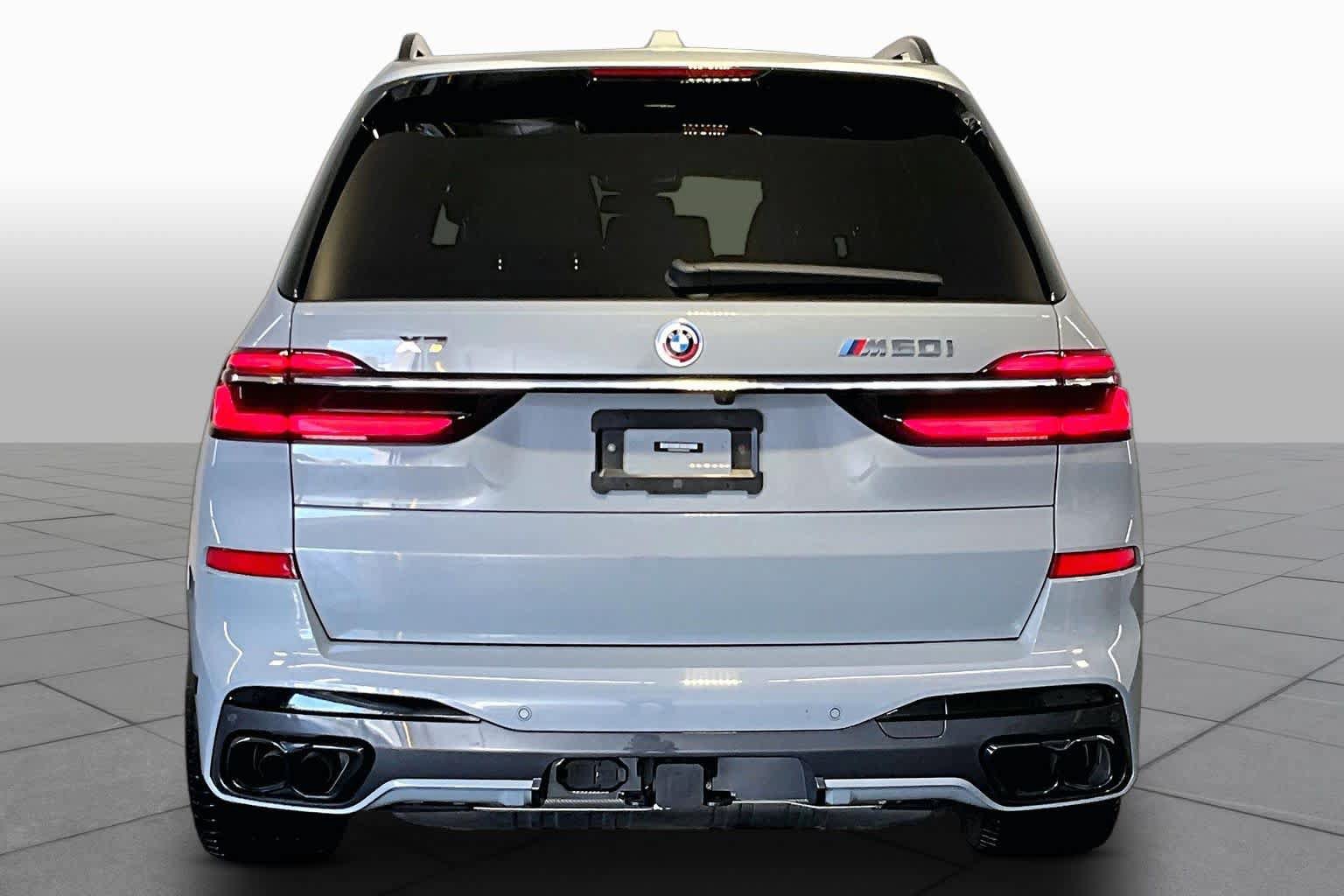 Used 2023 BMW X7 M60i w/ Executive Package AWD/4WD image 5