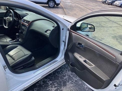 Used 2011 Chevrolet Malibu LTZ image 13