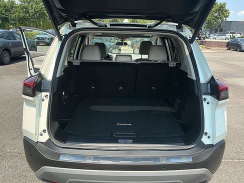 Certified 2023 Nissan Rogue SV w/ SV Premium B Package FWD image 26