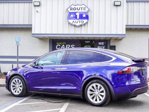 Used 2018 Tesla Model X 75D AWD/4WD image 6