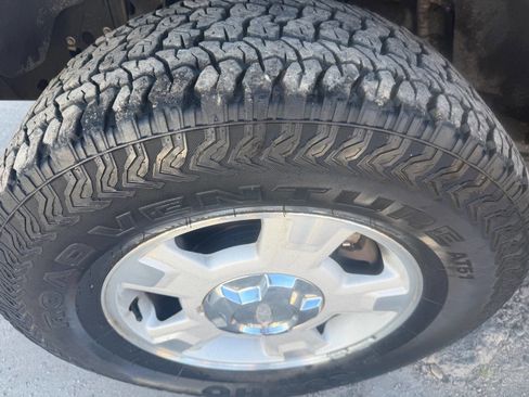 Used 2010 Ford F150 XLT image 17