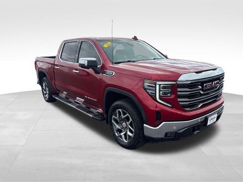 Used 2022 GMC Sierra 1500 SLT w/ SLT Premium Plus Package AWD/4WD image 9