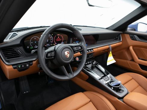 New 2026 Porsche 911 Carrera image 4