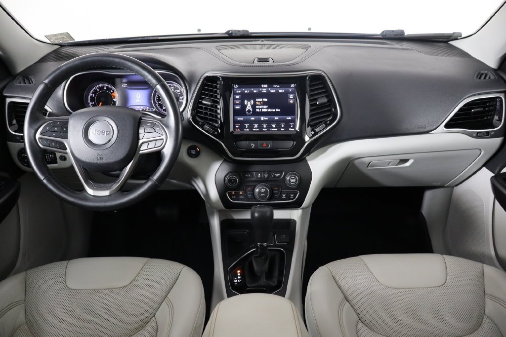 Used 2019 Jeep Cherokee Limited FWD image 13