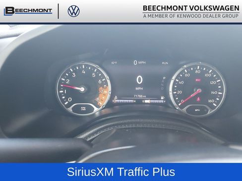 Used 2018 Jeep Renegade Limited w/ UConnect 8.4 Nav Group AWD/4WD image 11