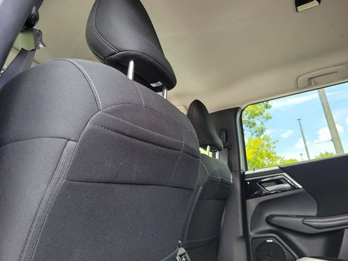 Used 2026 Mitsubishi Outlander ES FWD image 16