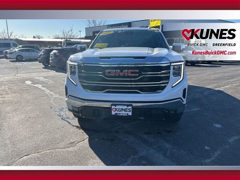 Used 2025 GMC Sierra 1500 SLT image 13