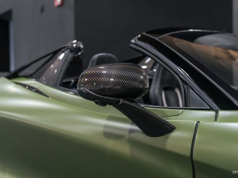 Used 2022 McLaren 765LT RWD image 40