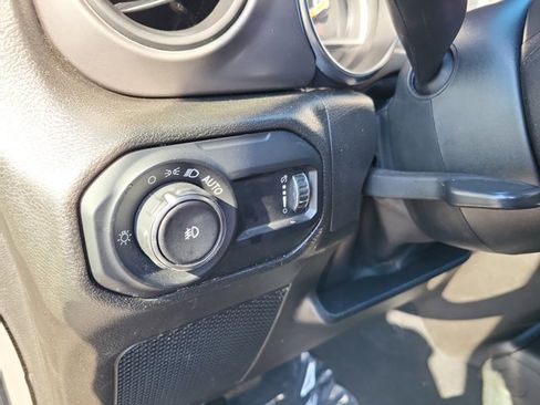 Used 2023 Jeep Wrangler Unlimited Sport image 26