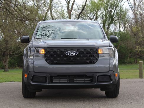 New 2026 Ford Maverick XLT AWD/4WD image 2