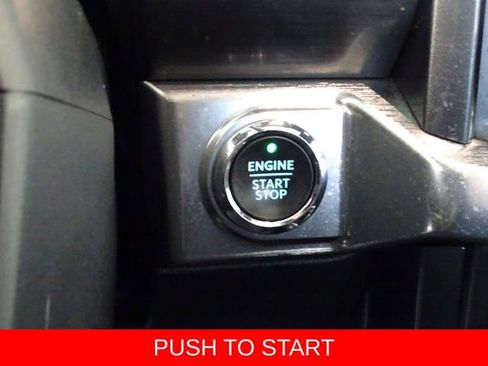 Used 2022 Ford F150 Lariat w/ Equipment Group 502A High AWD/4WD image 9