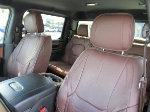 Used 2019 RAM 1500 Limited image 18