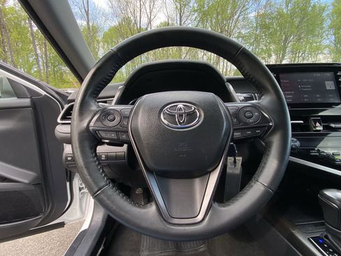 Used 2024 Toyota Camry SE FWD image 28