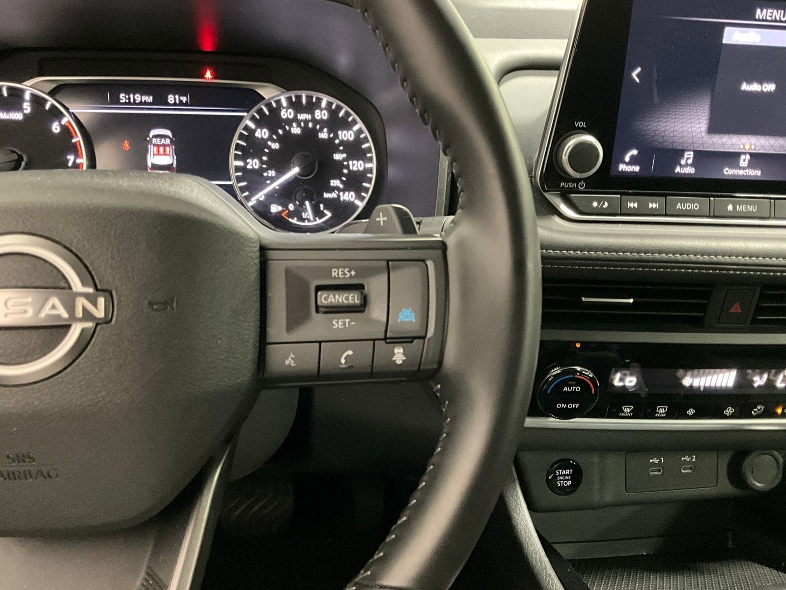 Used 2025 Nissan Rogue SV AWD/4WD image 19