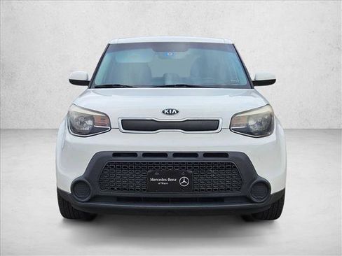 Used 2015 Kia Soul FWD image 2
