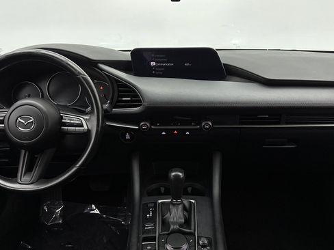 Used 2023 MAZDA MAZDA3 s FWD image 25