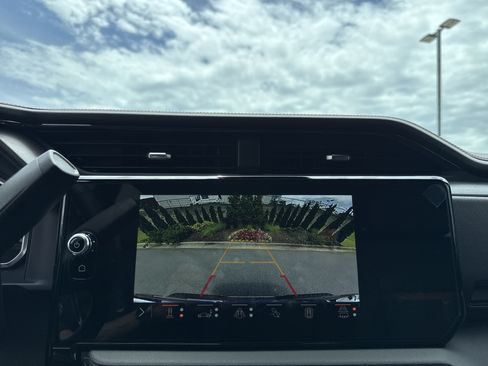 New 2026 GMC Sierra 2500 AT4 w/ AT4 Premium Plus Package AWD/4WD image 26