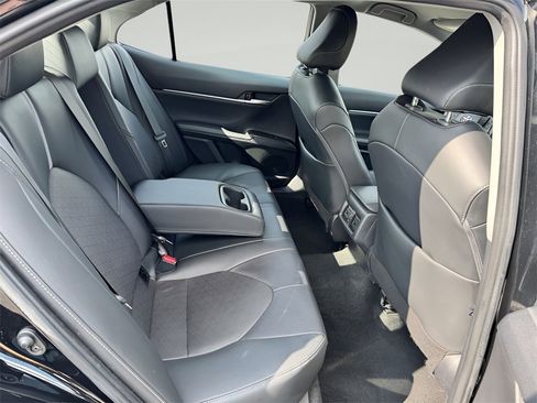 Used 2023 Toyota Camry XSE image 31