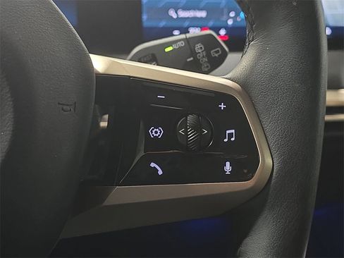 Used 2024 BMW iX xDrive50 w/ Premium Package image 18