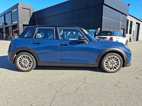 Used 2025 MINI Cooper S image 7