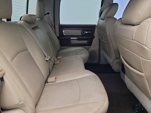 Used 2014 RAM 1500 Laramie image 19
