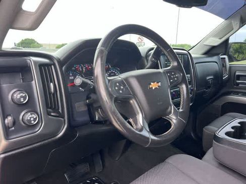 Used 2018 Chevrolet Silverado 1500 LT w/ Texas Edition AWD/4WD image 15
