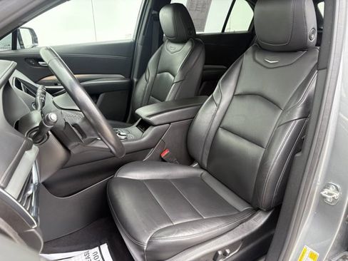 Certified 2023 Cadillac XT4 Premium Luxury image 12