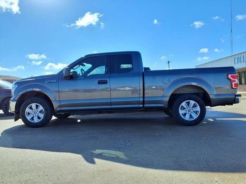 Used 2018 Ford F150 XLT image 4