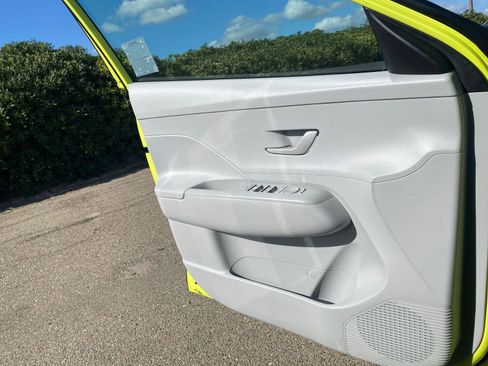 Used 2025 Hyundai Kona SEL image 20