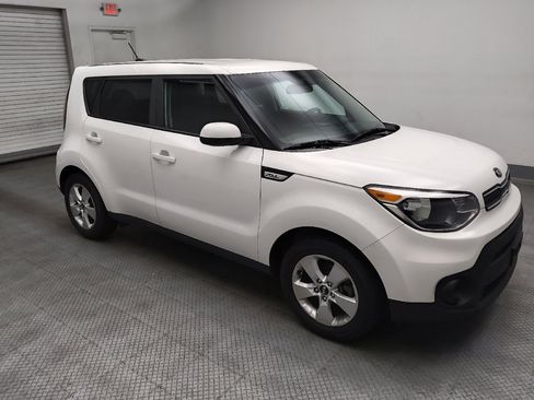 Used 2019 Kia Soul FWD image 11
