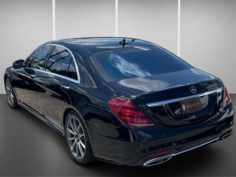 Used 2018 Mercedes-Benz S 450 Sedan w/ AMG Line Exterior image 4